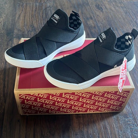 Vans Shoes - NWT-  Vans Ultrarange Gore